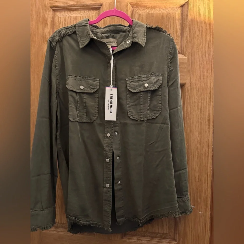 NWT Etienne Marcel Military Green Button Down Shirt